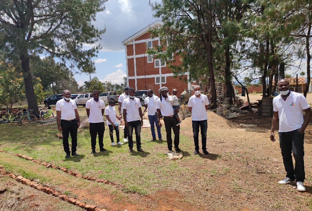 Action caritative de la communauté des camerounais de Madagascar au foyer oliva Uhlrich5